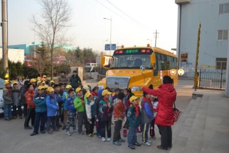 小学生科技节参观太阳集团tyc4633