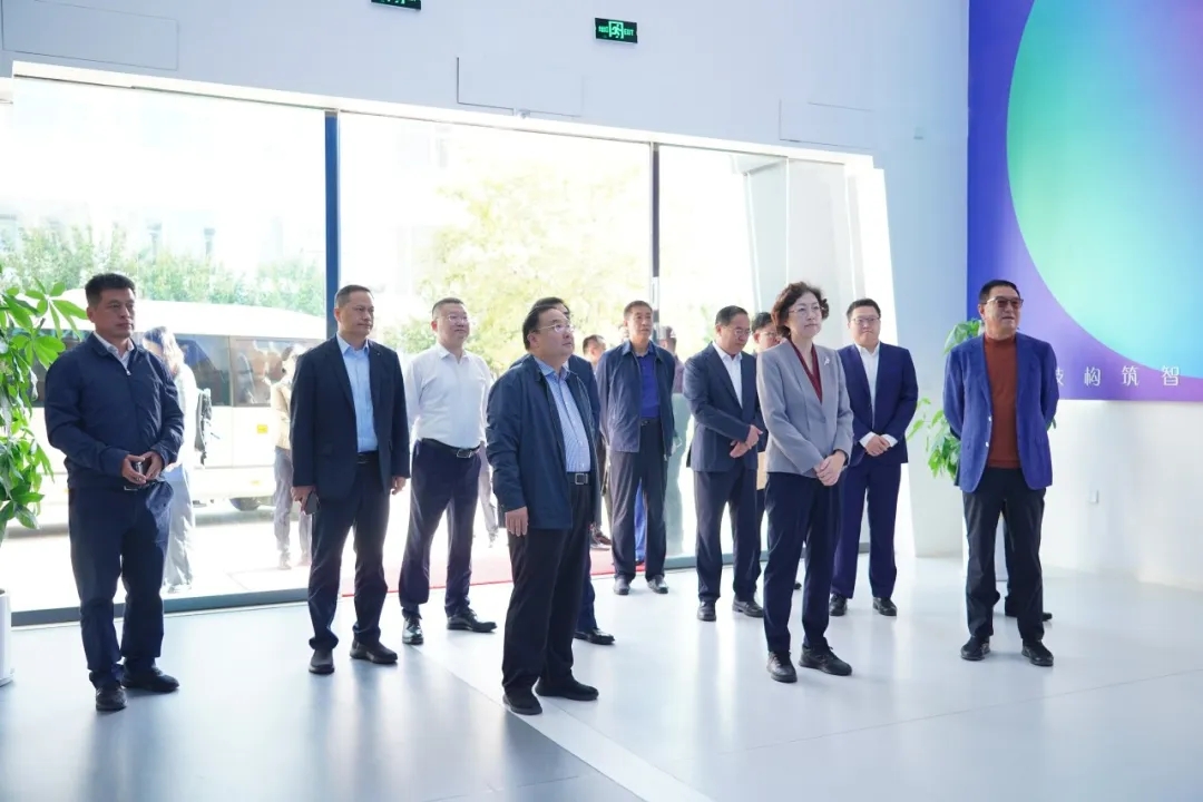 青岛市委副书记、市委统战部部长张惠一行莅临太阳集团tyc4633调研指导