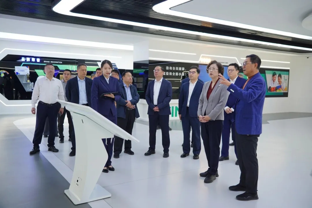 青岛市委副书记、市委统战部部长张惠一行莅临太阳集团tyc4633调研指导